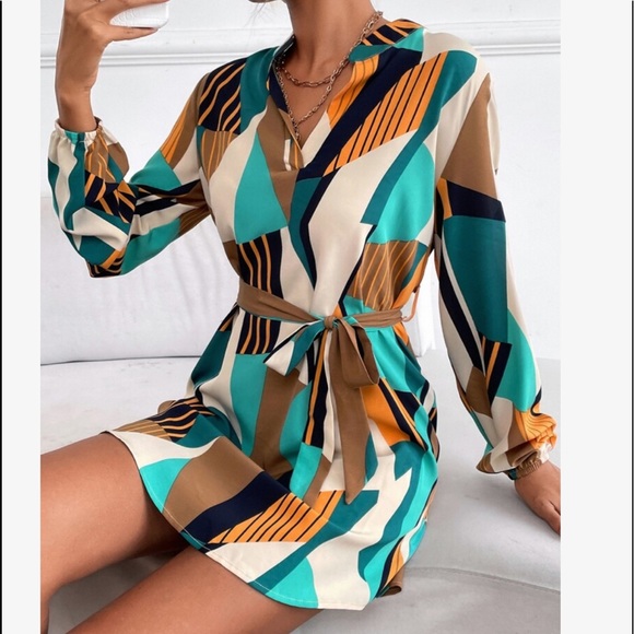 Elegant Classy Abstract Geo Print Notched Neck Belt Dress - Picture 2 of 5